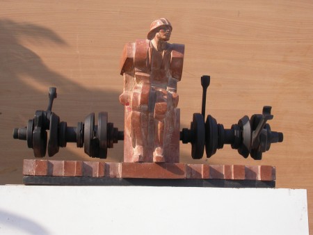 Kiborg, vas, beton, 70 cm