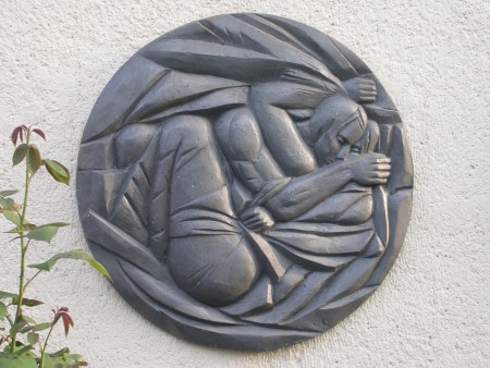 Kirké, poliészter, 75 cm